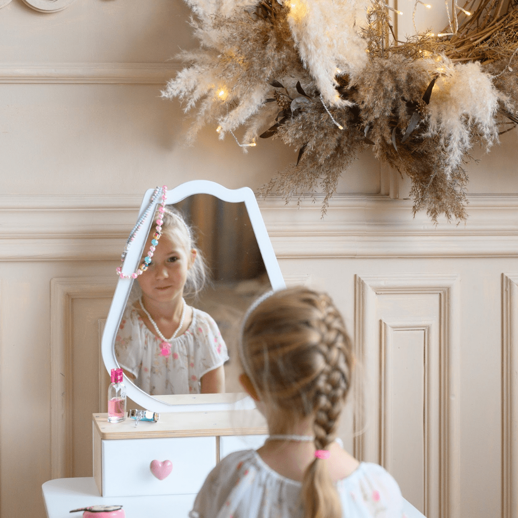 Coiffeuse Enfant "Tulipe" – Design Floral & Miroir (Bois Naturel) en Blanc | Decoração Tinitto – Fabrication européenne