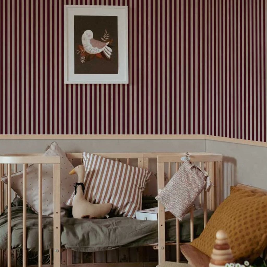 Papel de parede Maya Stripes – Marrom e Bege em | fornecimento Tinitto – Fabricação europeia