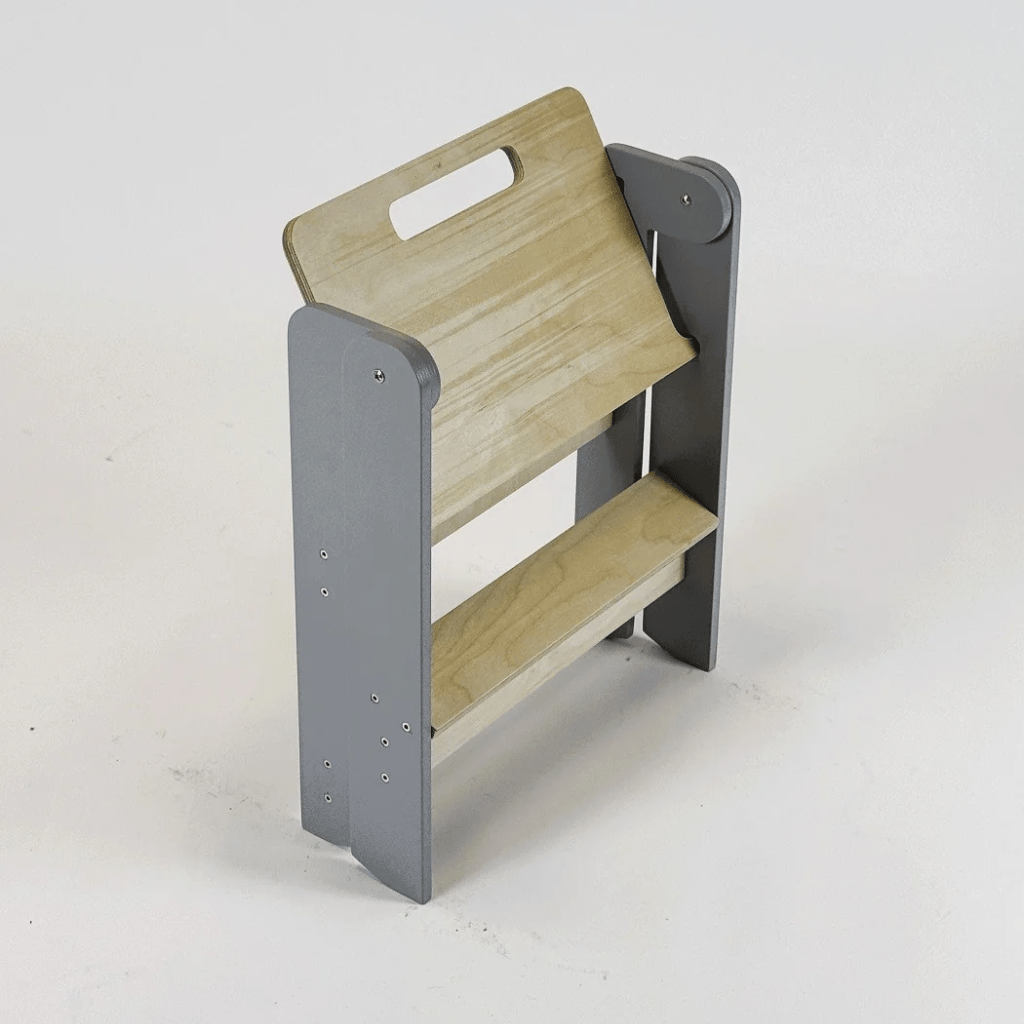 Taburete infantil pequeño de madera en color blanco | Motricidade Tinitto – Fabricación europea