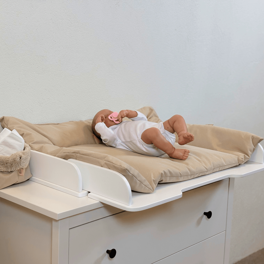 Plan à Langer Universel & Évolutif (Compatible IKEA) en Bois | Conforto Tinitto – Fabrication européenne