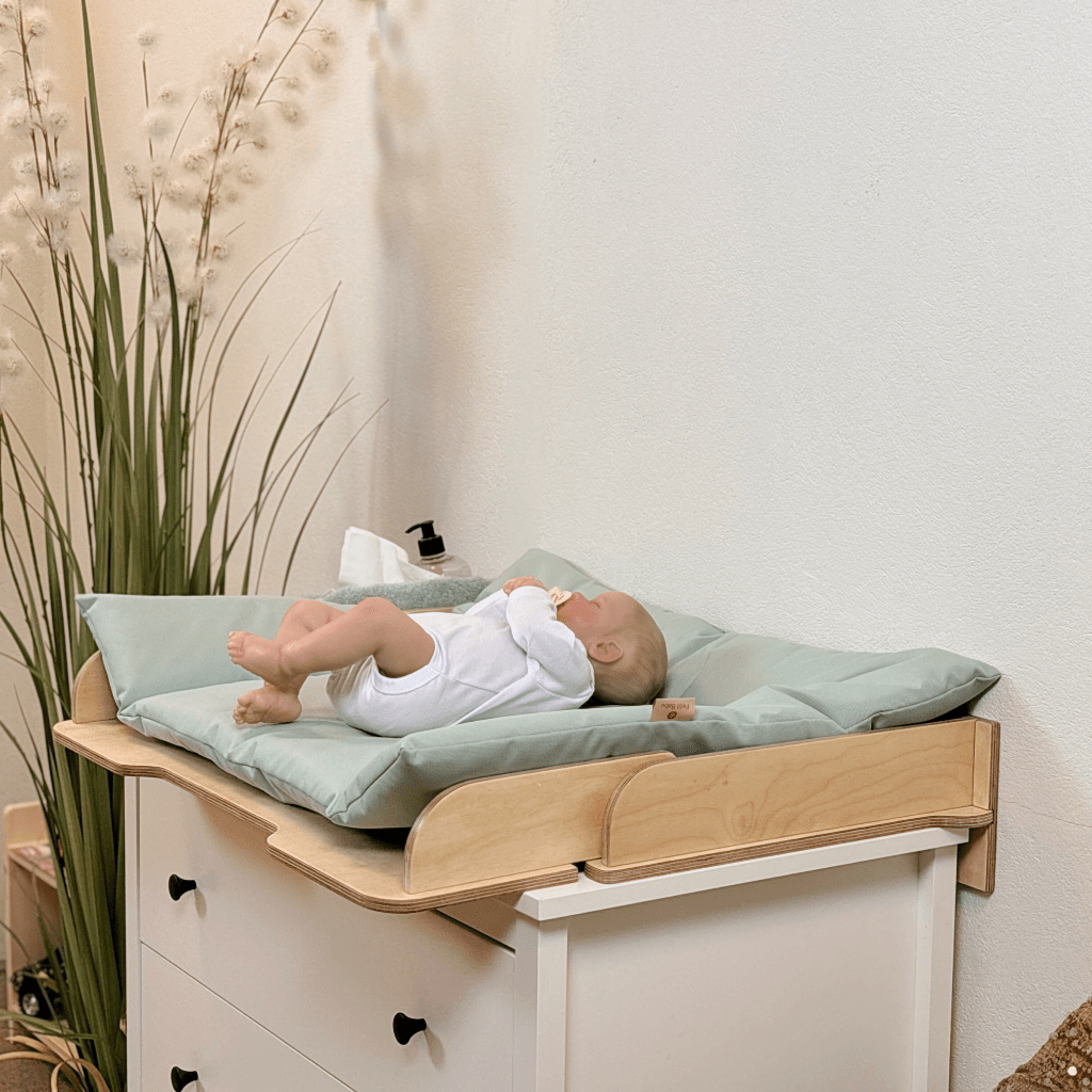 Plan à Langer Universel & Évolutif (Compatible IKEA) en Bois | Conforto Tinitto – Fabrication européenne