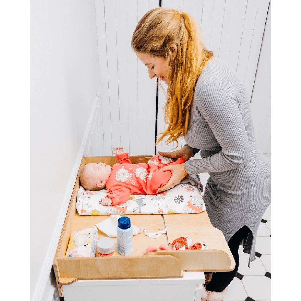 Plan à Langer Universel & Évolutif (Compatible IKEA) en Bois | Conforto Tinitto – Fabrication européenne