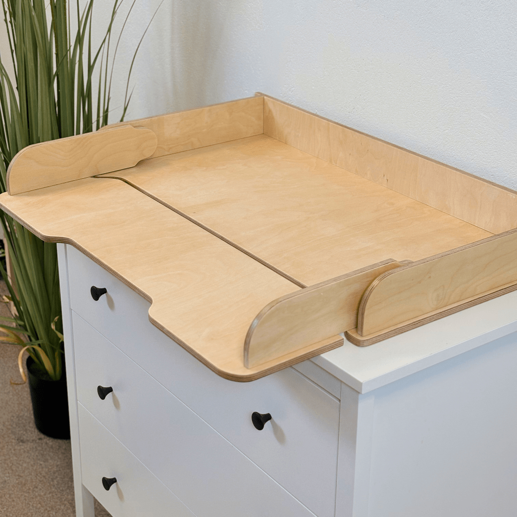 Plan à Langer Universel & Évolutif (Compatible IKEA) en Laqué | Conforto Tinitto – Fabrication européenne