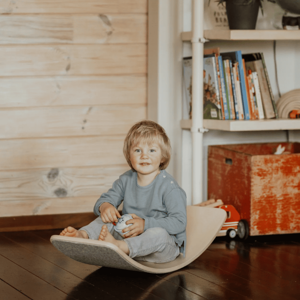 Prancha de equilíbrio em forma de S de madeira | Motricidade Tinitto – Fabricação europeia