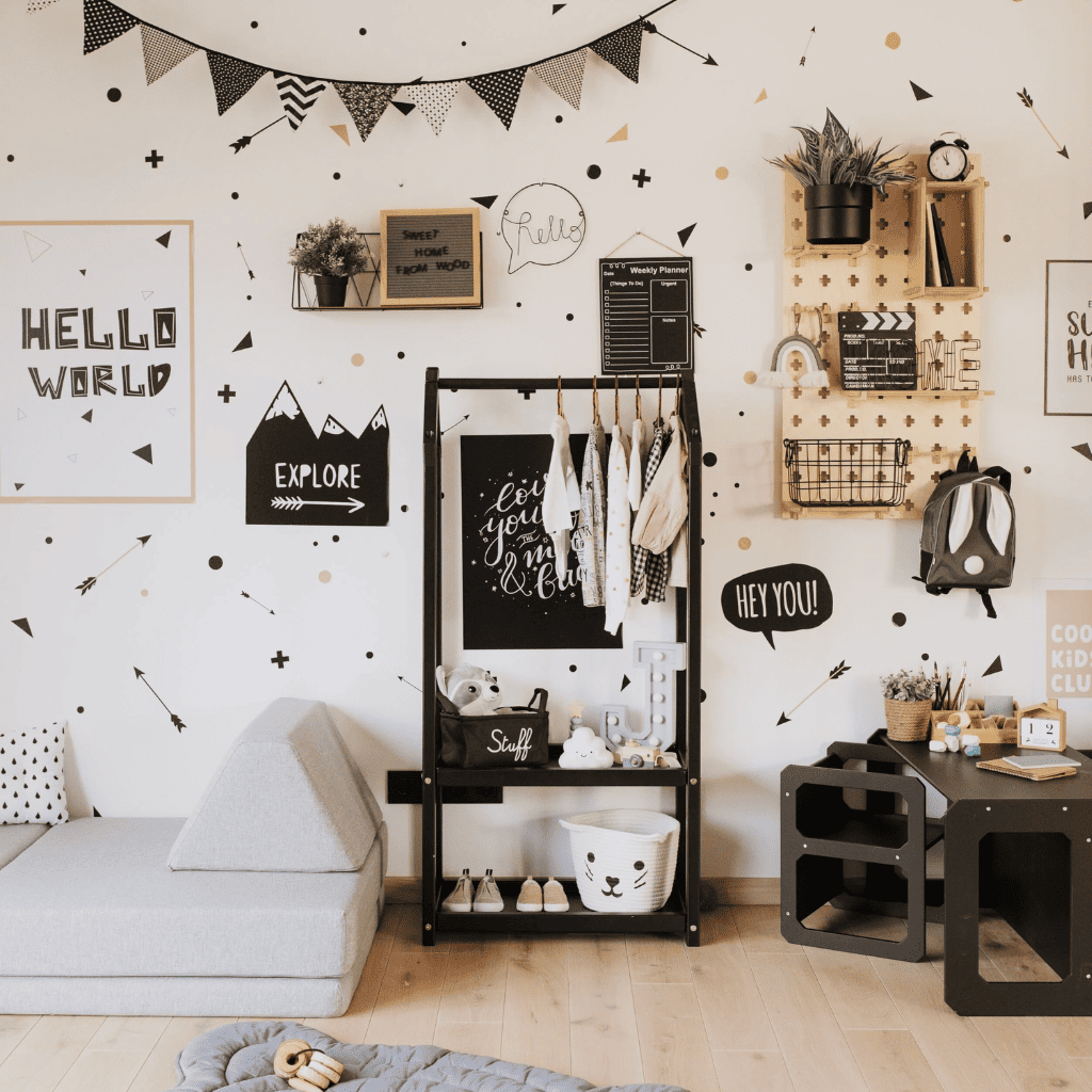 Perchero con Forma de Casa en Madera de Pino Natural | Decoración Tinitto – Fabricación europea