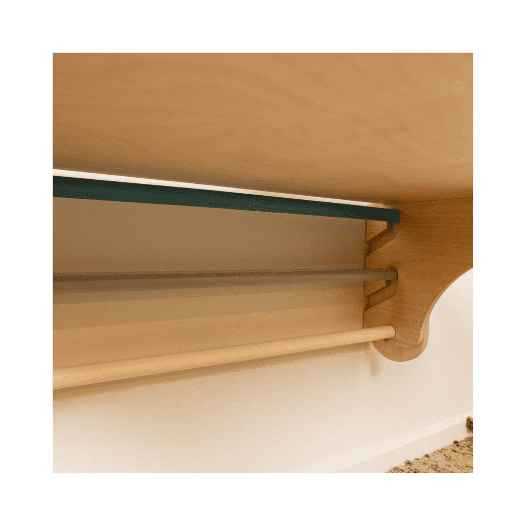 Mesa e Cadeira para o Muro Sueco em | Motricidade Tinitto – Fabricação europeia