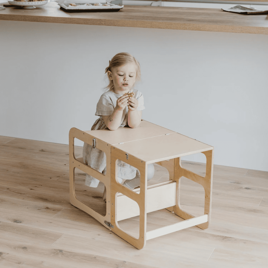 Torre de cozinha 2 em 1 / Mesa e cadeira em Lacado | Motricidade Tinitto – Fabricação europeia