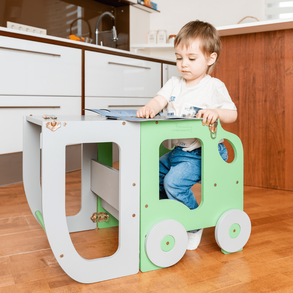 Tour d'Observation Convertible "Little Car" – Bureau & Marchepied 2 - en - 1 en Vert/Gris | Motricidade Tinitto – Fabrication européenne