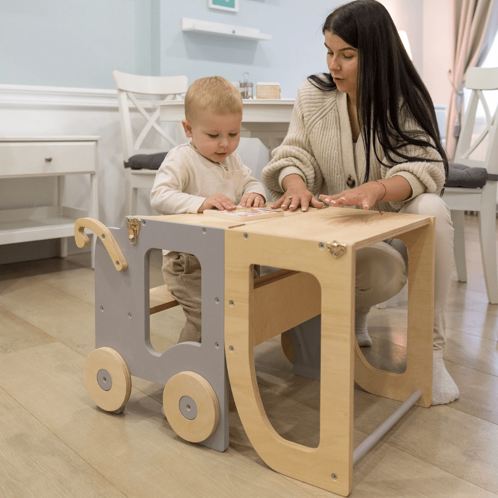 Tour d'Observation "Le Chariot" – Bureau & Éveil 2 - en - 1 en Noir/Bois | Motricidade Tinitto – Fabrication européenne
