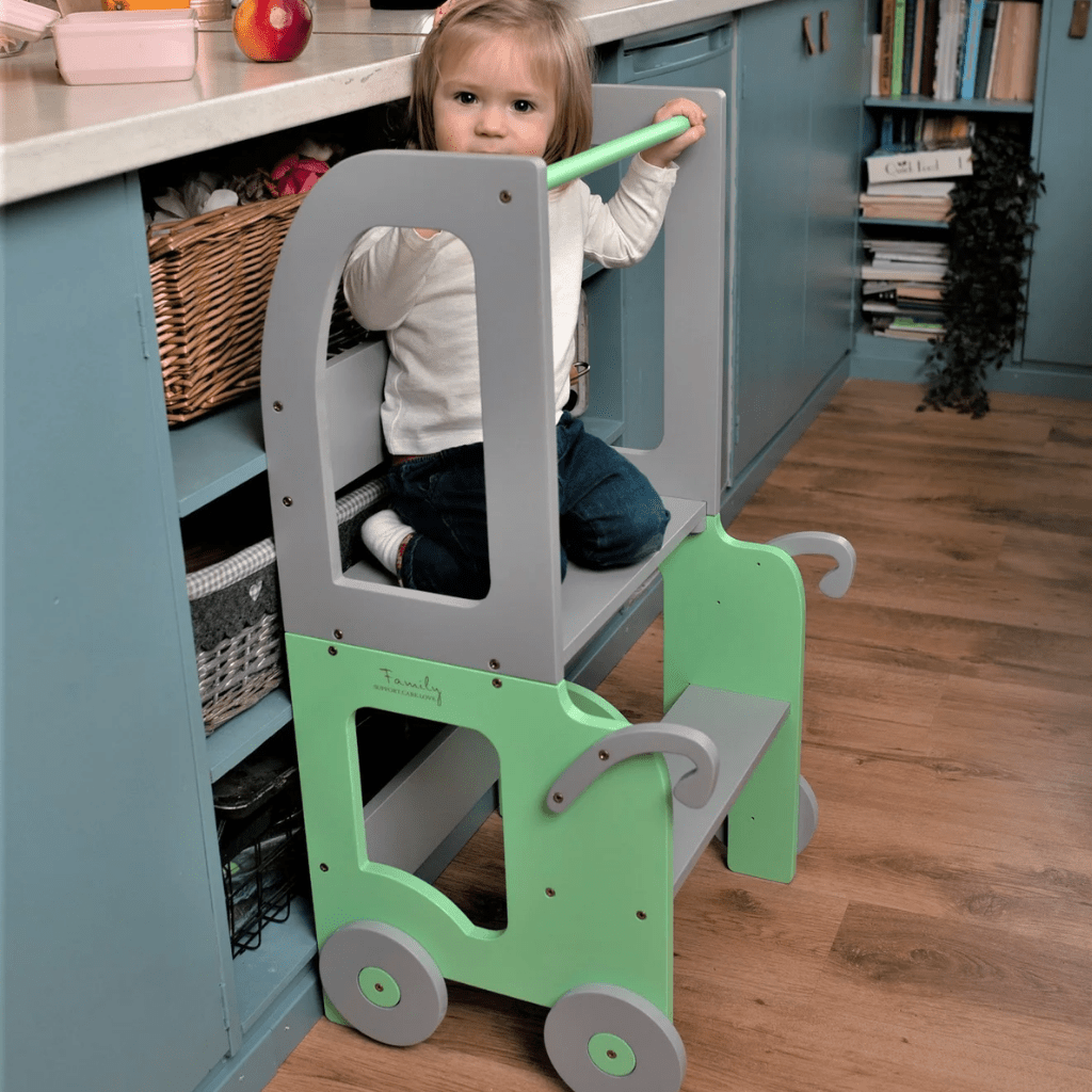 Tour d'Observation "Le Chariot" – Bureau & Éveil 2 - en - 1 en Vert/Gris | Motricidade Tinitto – Fabrication européenne