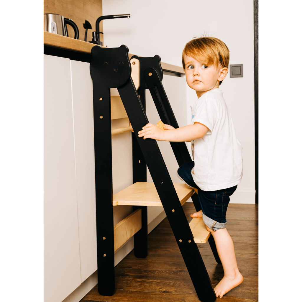 Tour d’Observation Montessori Compacte et Sécurisée en Noir/Bois | Motricidade Tinitto – Fabrication européenne