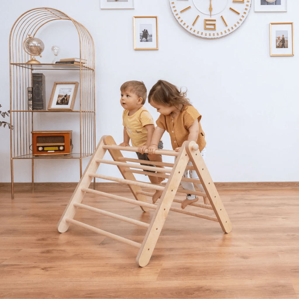 Triângulo de escalada de 2 segmentos Pikler em | Motricidade Tinitto – Fabricação europeia