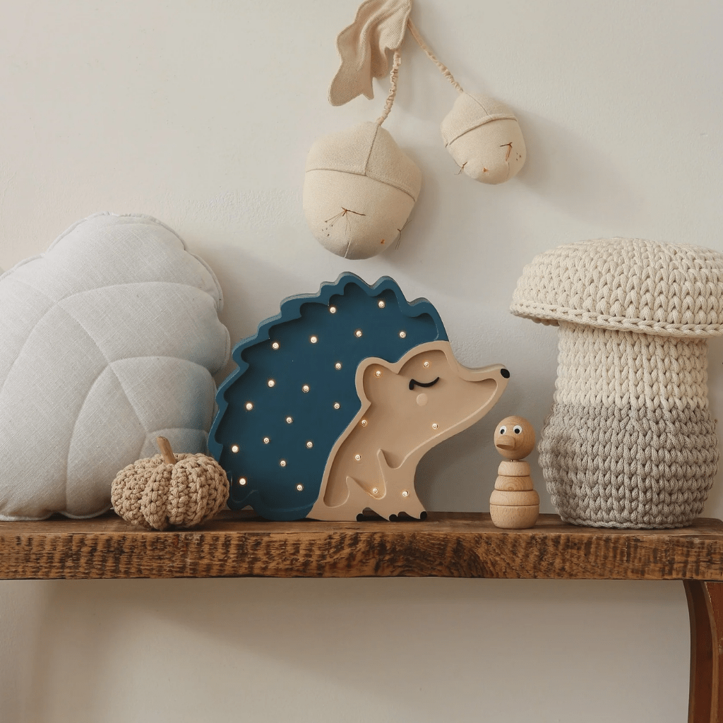 Veilleuse Hérisson en Bois de Pin en Brun | Decoração Tinitto – Fabrication européenne