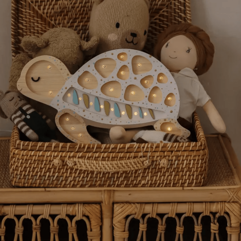 Veilleuse Tortue en Bois de Pin en Ocean | Conforto Tinitto – Fabrication européenne