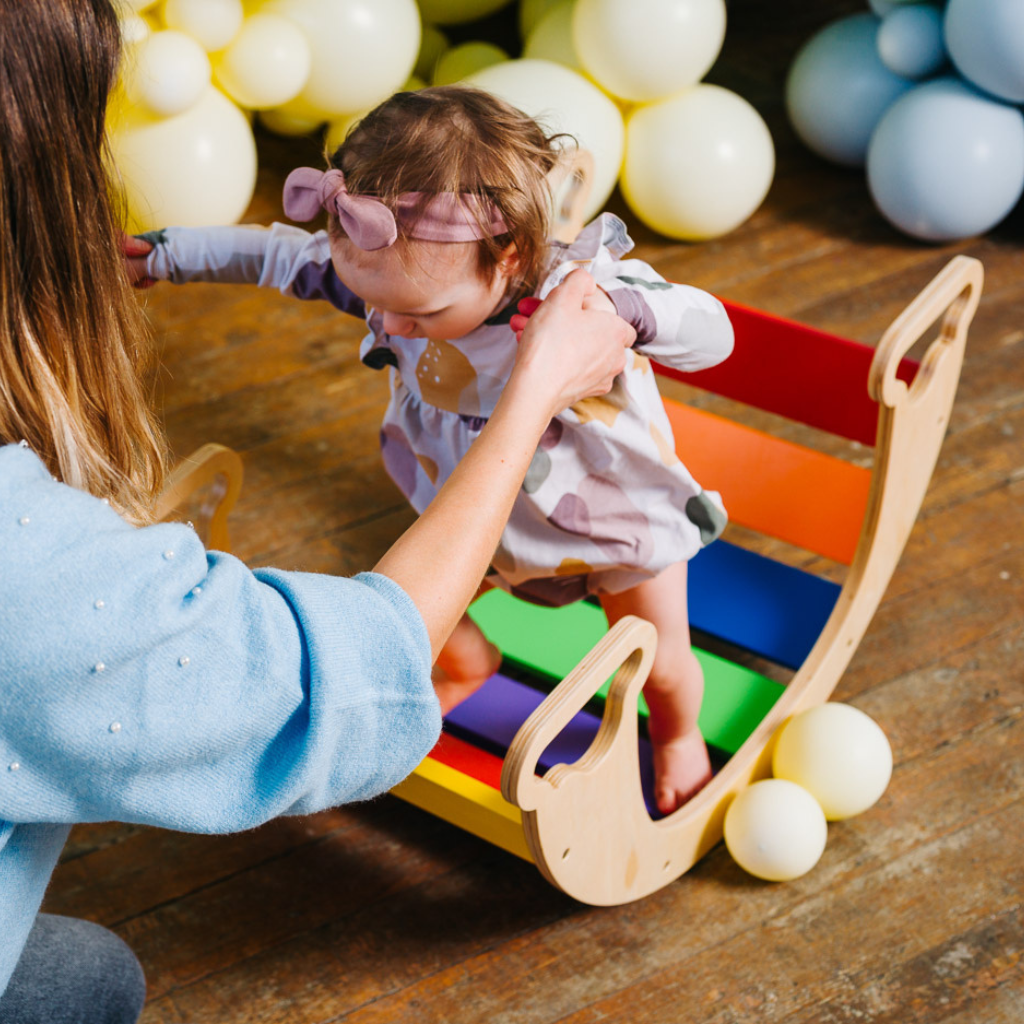 Arche d'Escalade & Balancelle "The Sway" – Arc - en - Ciel (Montessori) en Bois | Motricidade Tinitto – Fabrication européenne
