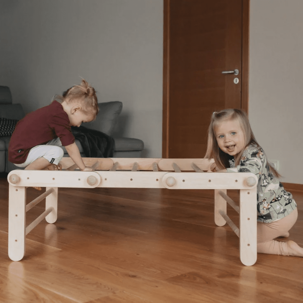 Parque infantil modular de 5 segmentos en | Motricidade Tinitto – Fabricación europea