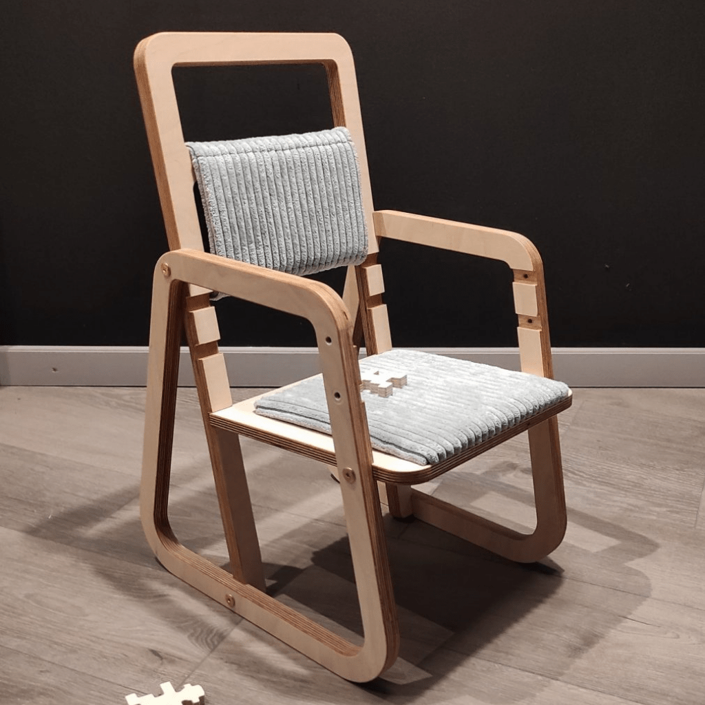 Chaise Évolutive Ergonomique "Julle" – 2 - 10 ans (Luula) - Menthe en | Motricidade Tinitto – Fabrication européenne