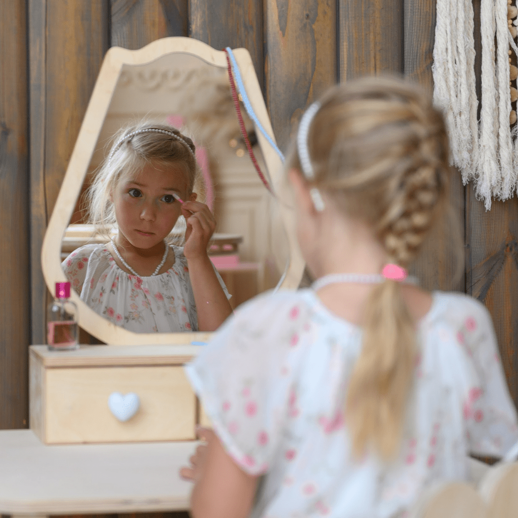 Coiffeuse Enfant "Tulipe" – Design Floral & Miroir (Bois Naturel) en Gris | Decoração Tinitto – Fabrication européenne