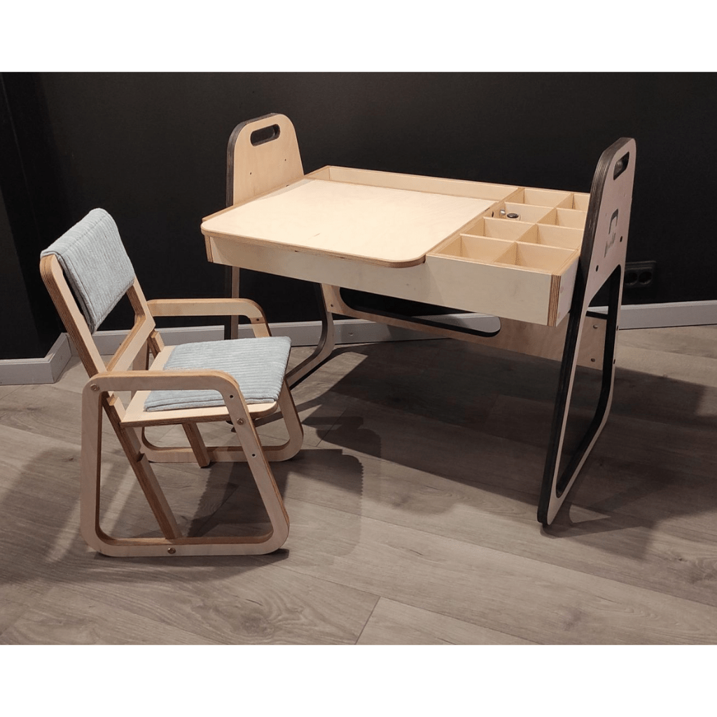 Ensemble Bureau & Chaise Évolutif "Julle" – Set Créatif & Sensoriel (2 - 10 ans) - Rose Framboise en | Decoração Tinitto – Fabrication européenne