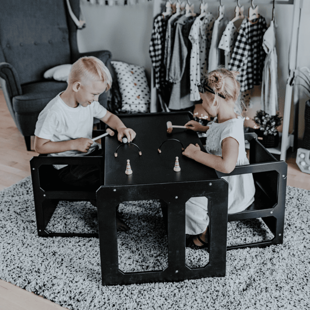 Juego de mesa y sillas destete Montessori - 2 Sillas Lacadas | Decoración Tinitto – Fabricación europea