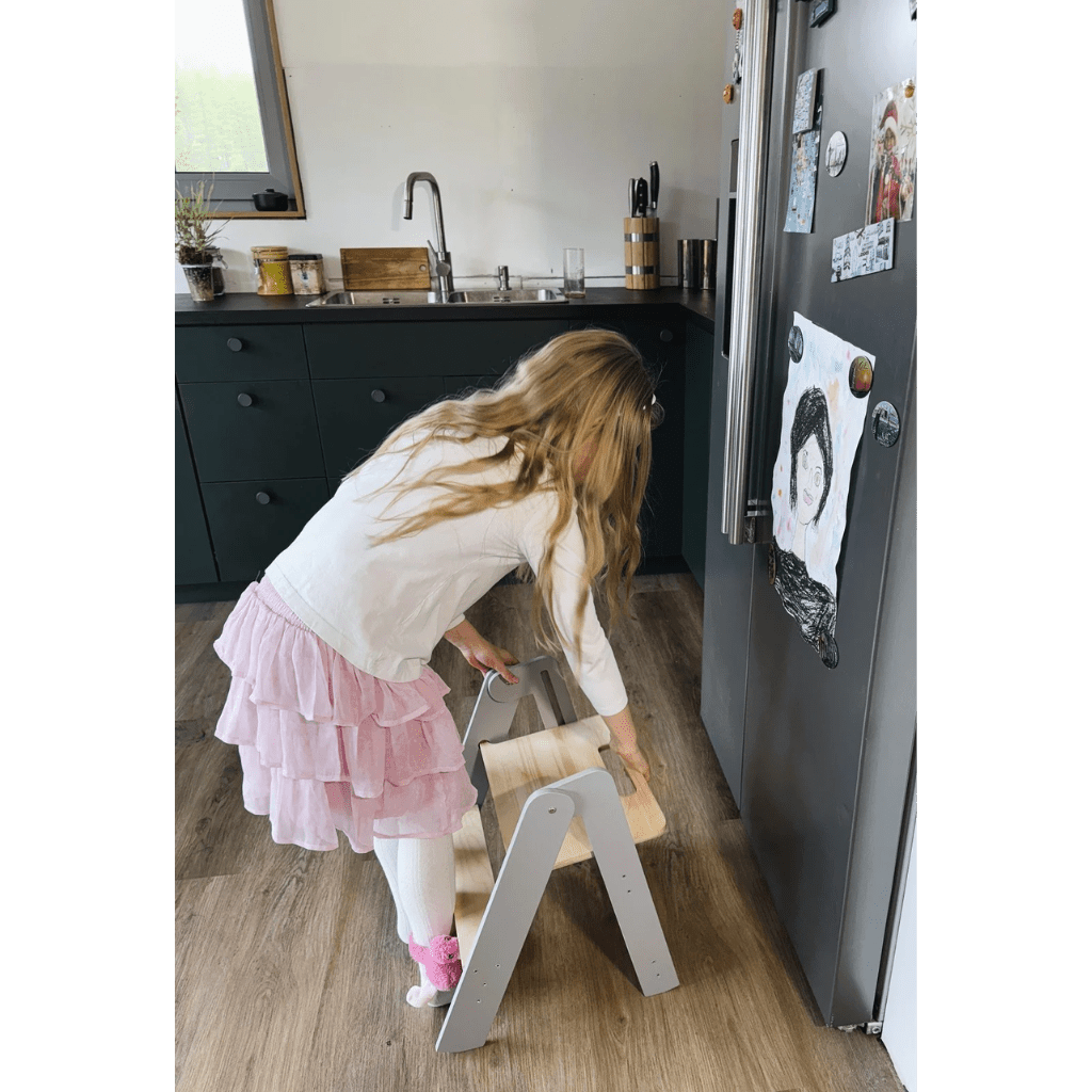 Taburete Infantil Pequeño de Madera en Madera Natural | Motricidade Tinitto – Fabricación europea