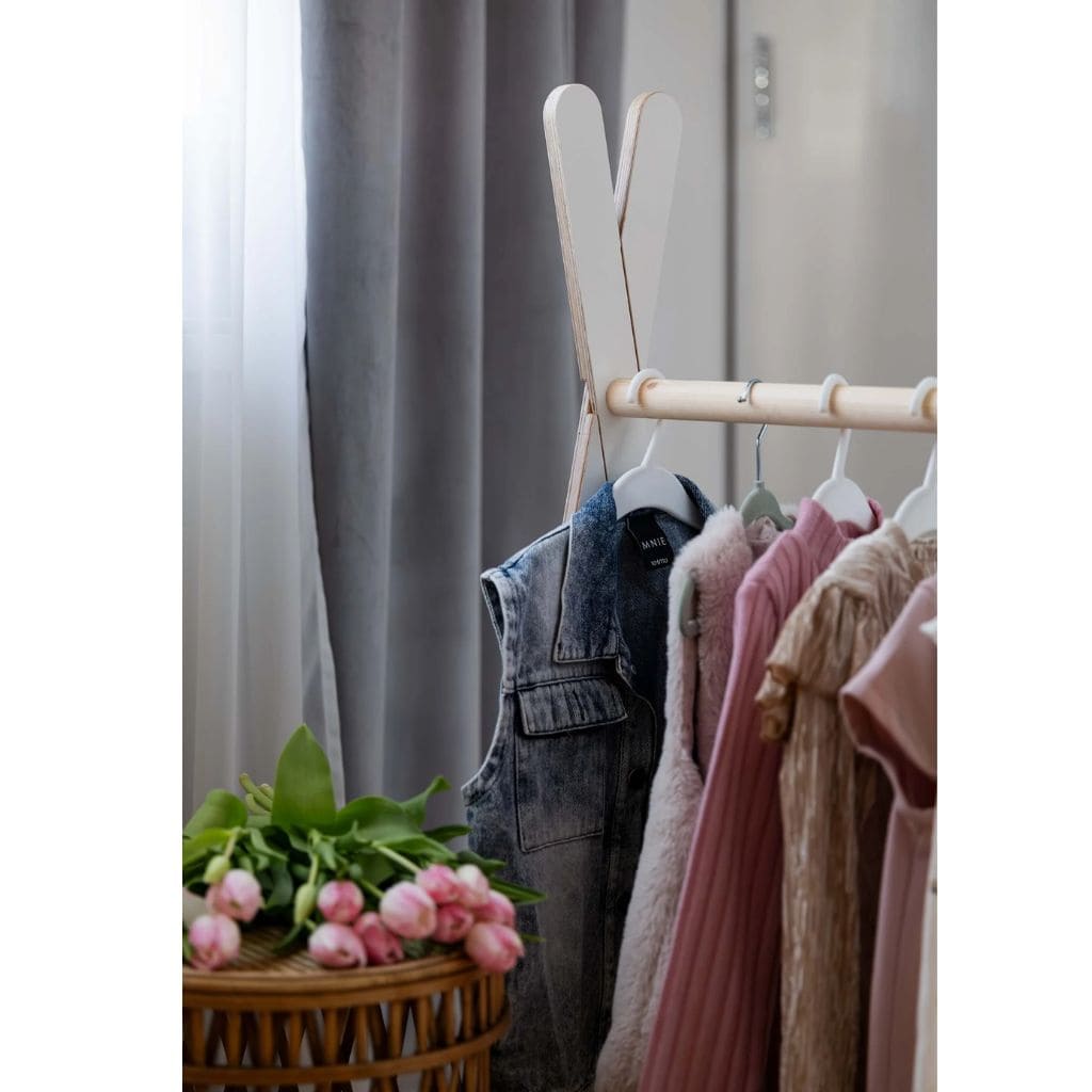 Perchero Infantil Tipi en Madera Natural | muebles Tinitto – Fabricación europea