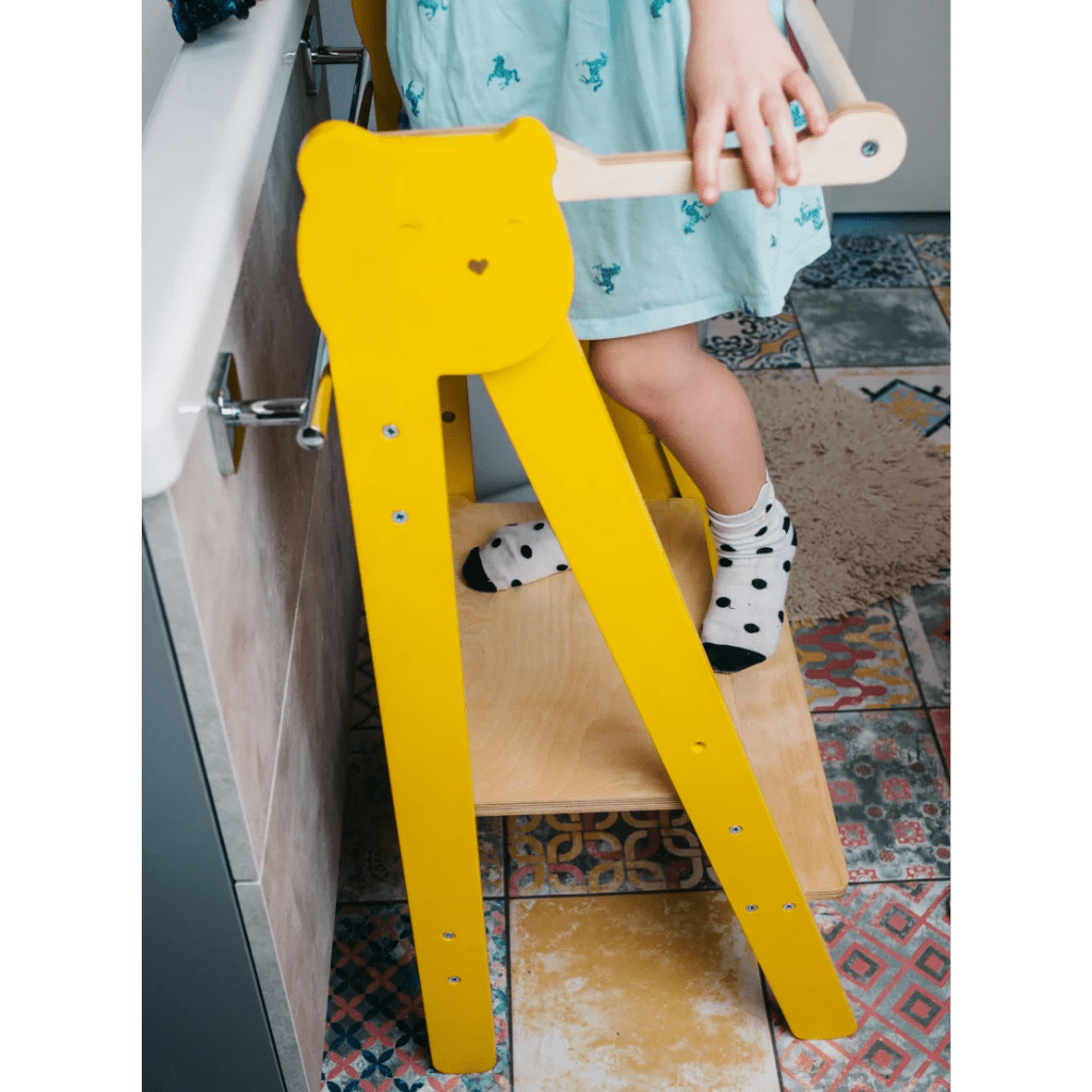 Tour d’Observation Montessori Compacte et Sécurisée en Terracota/Bois | Motricidade Tinitto – Fabrication européenne